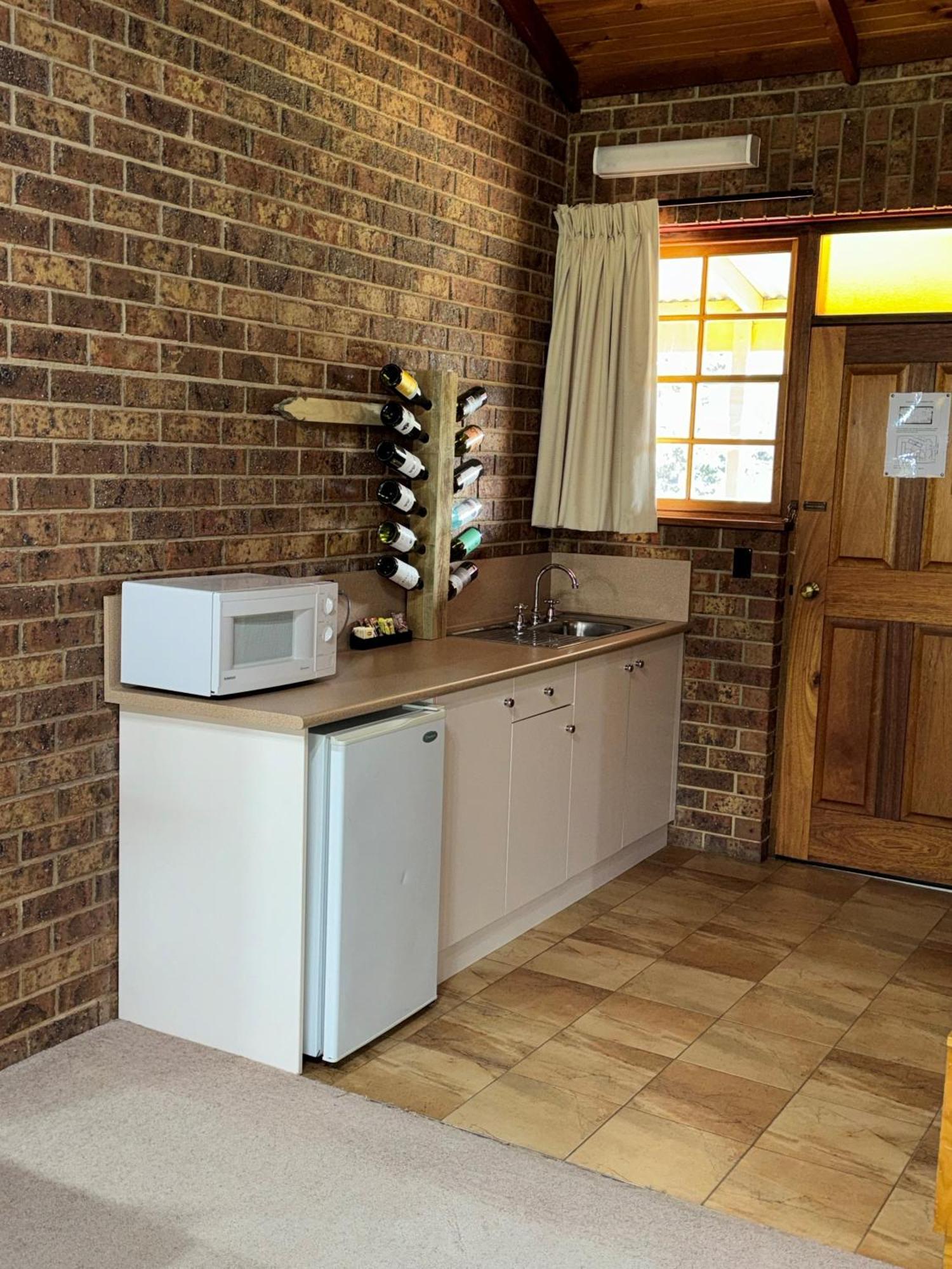 Coonawarra Place Motor Inn Eksteriør bilde