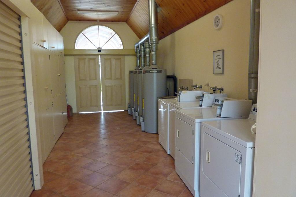 Coonawarra Place Motor Inn Eksteriør bilde