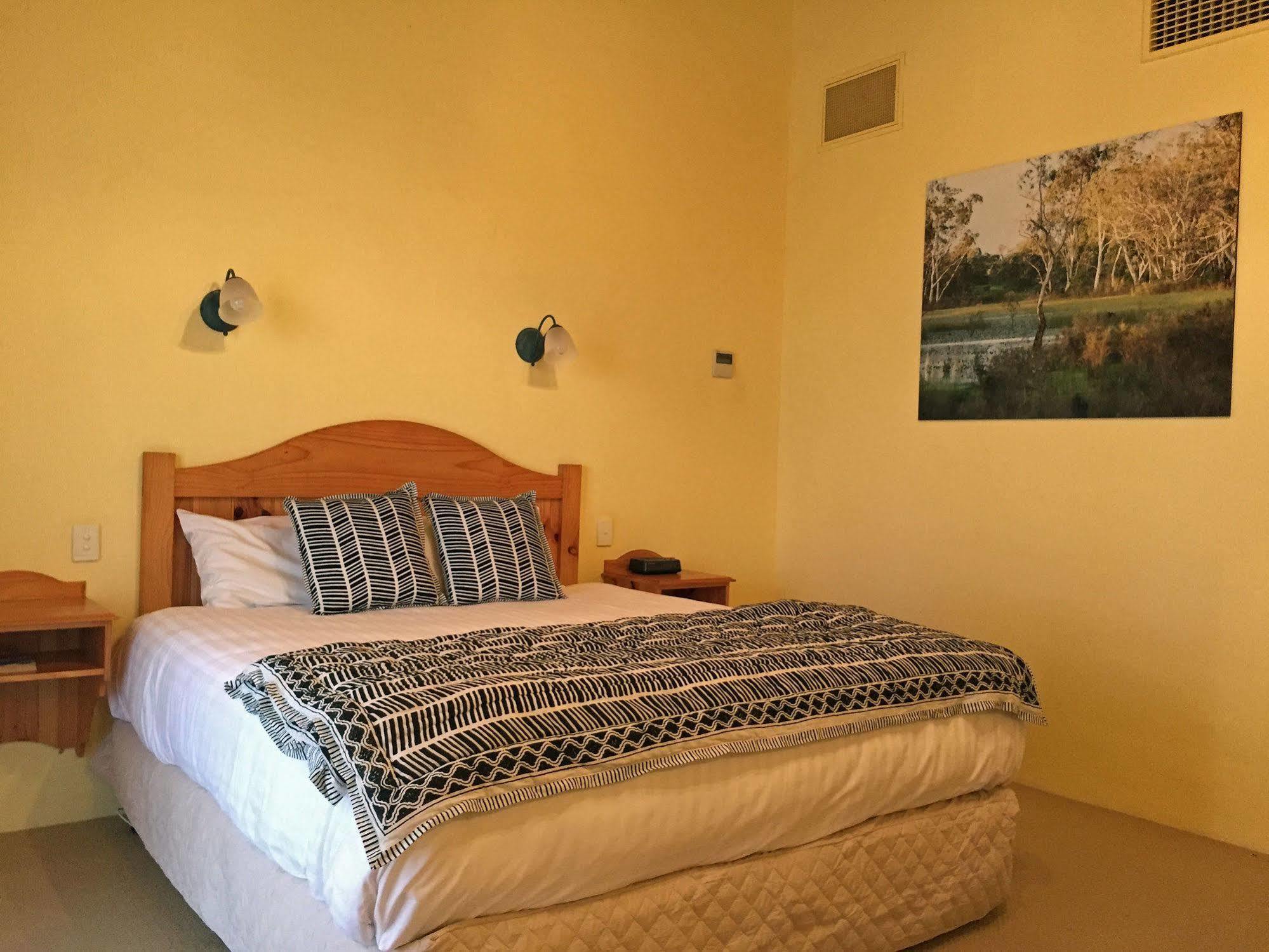 Coonawarra Place Motor Inn Eksteriør bilde